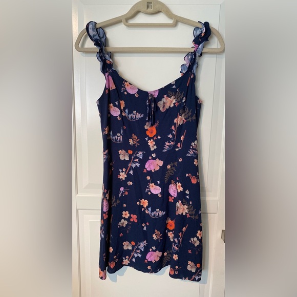 Sunday Best Dresses & Skirts - Aritzia Sunday Best Floral Mini Dress Navy Blue Sz 6